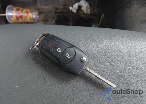 2022 Ford F-150 Xl z USA, uszkodzony, nr VIN 1FTMF1CB4NKE00254